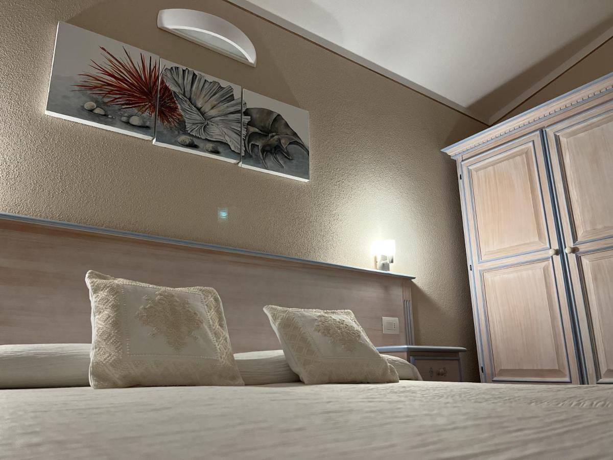 Hotel Lu Pitrali San Teodoro  Zewnętrze zdjęcie
