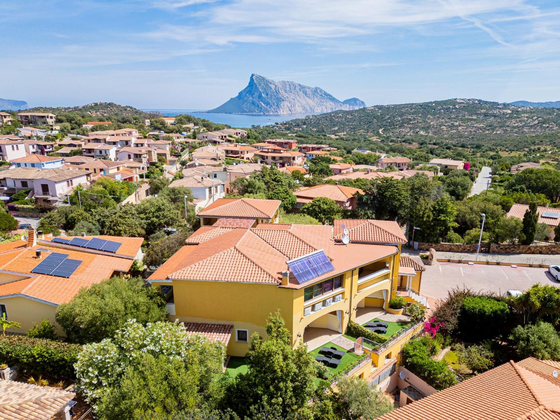 Hotel Lu Pitrali San Teodoro  Zewnętrze zdjęcie