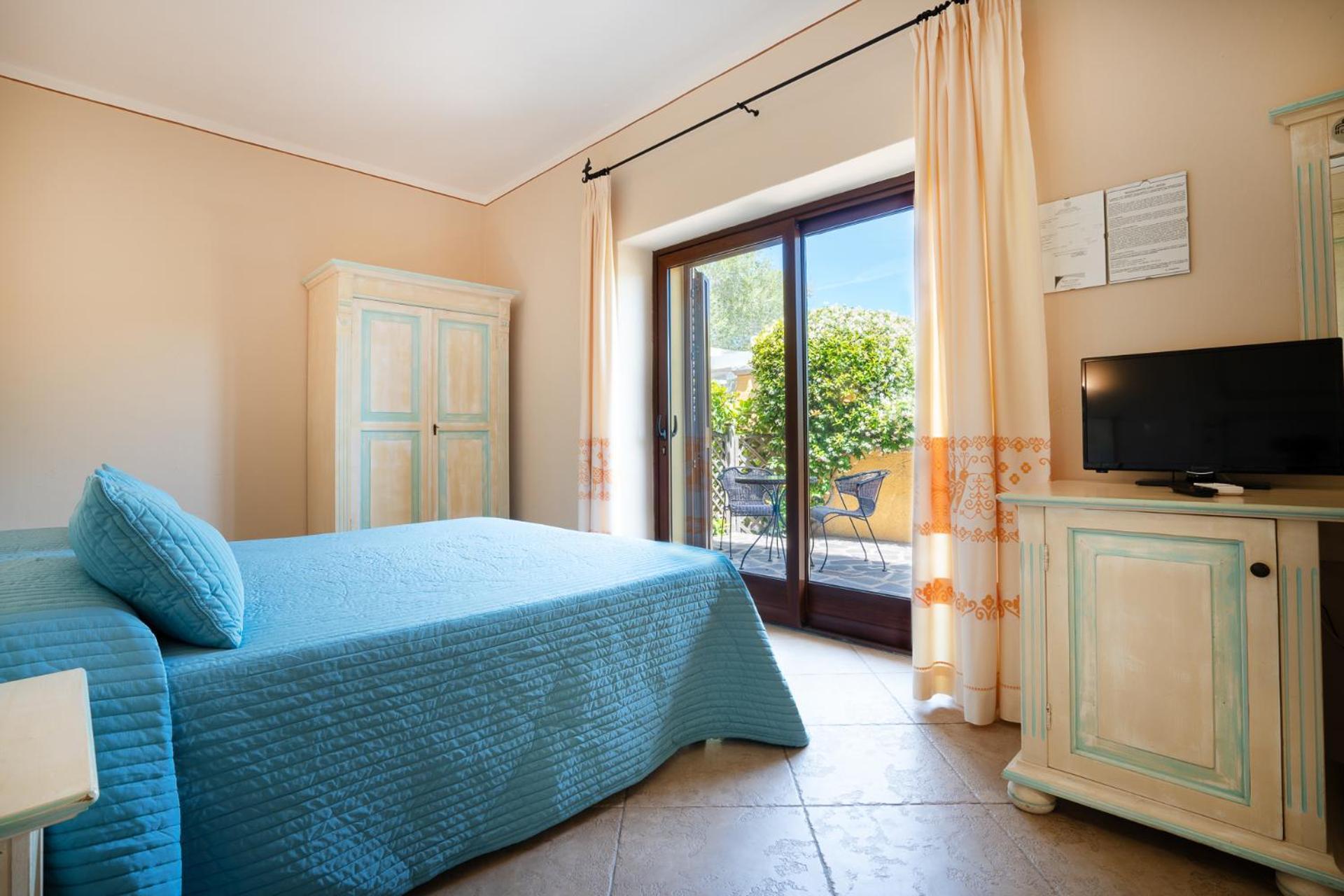 Hotel Lu Pitrali San Teodoro  Zewnętrze zdjęcie