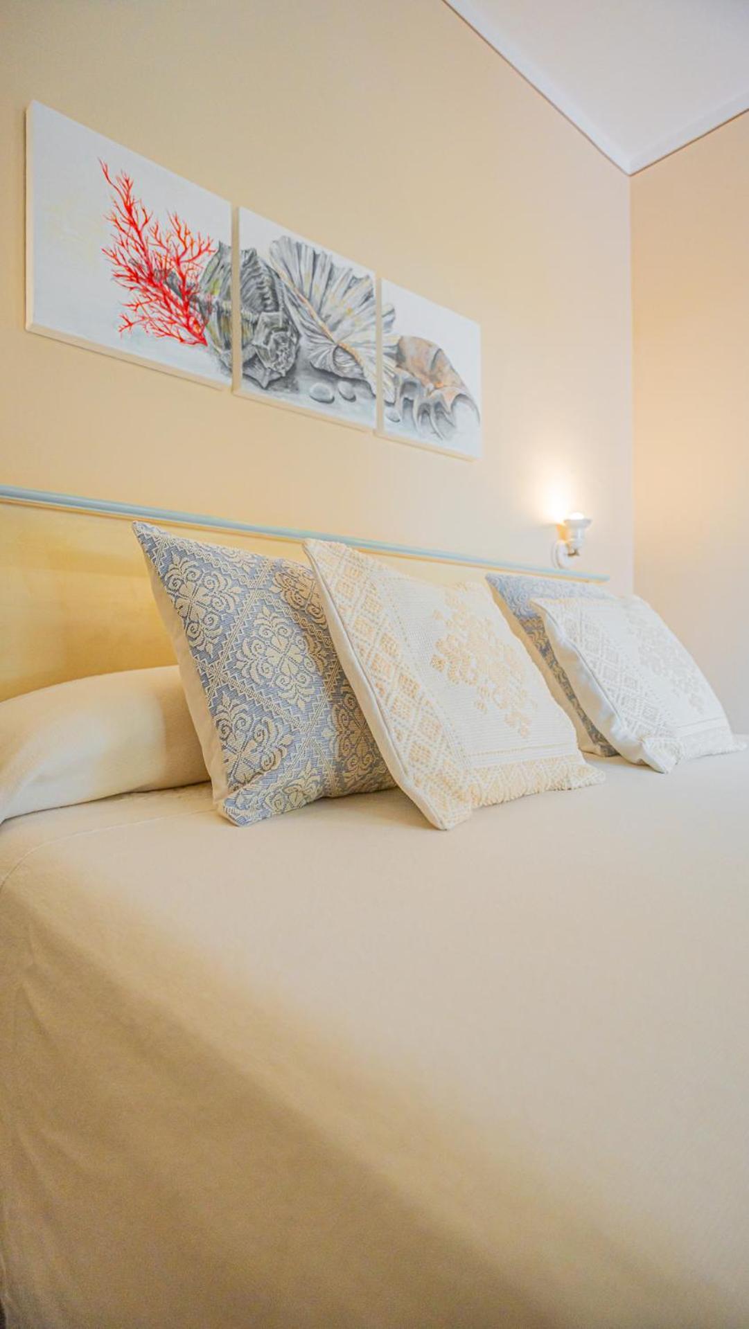 Hotel Lu Pitrali San Teodoro  Zewnętrze zdjęcie