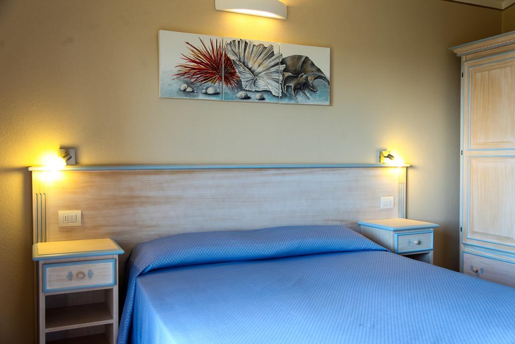 Hotel Lu Pitrali San Teodoro  Zewnętrze zdjęcie