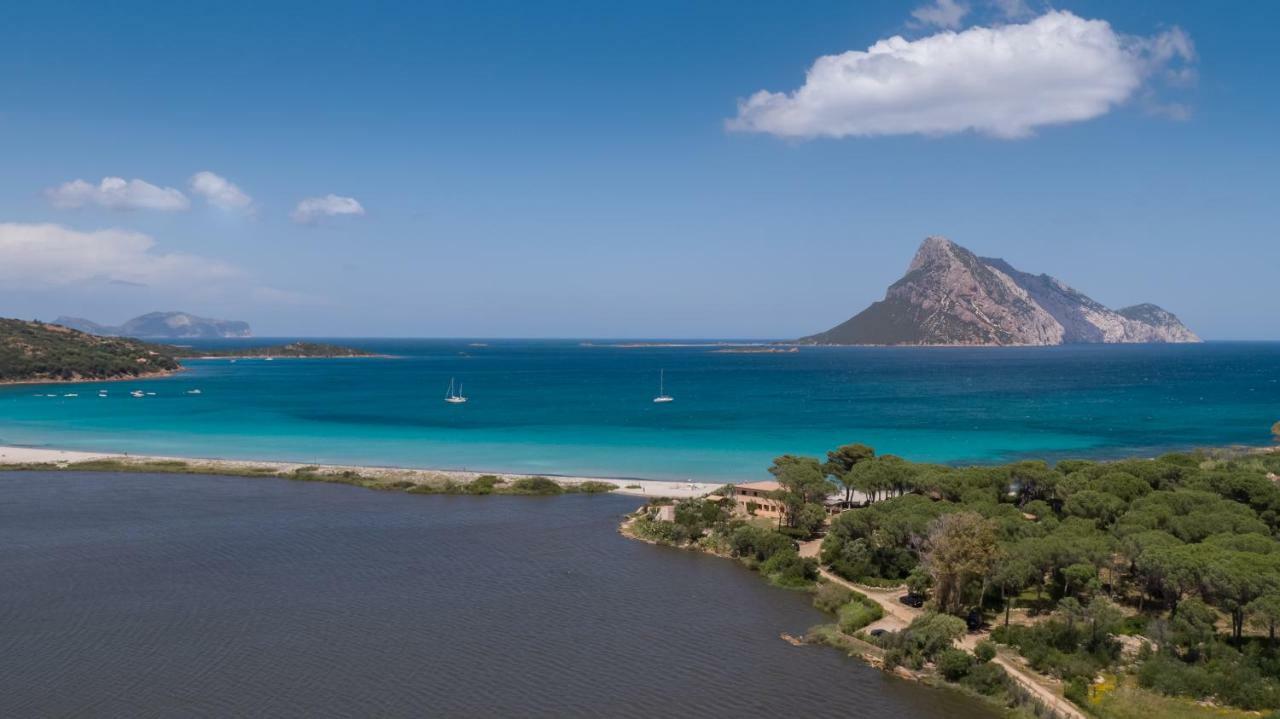 Hotel Lu Pitrali San Teodoro  Zewnętrze zdjęcie
